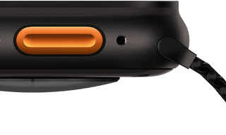 Apple Watch Ultra 3, Farbe Schwarz, Titangehäuse, konvexer Sensor auf der Rückseite, linke Seitenansicht, Lautsprecher/Lüftungsöffnung, Actiontaste, Mikrofon